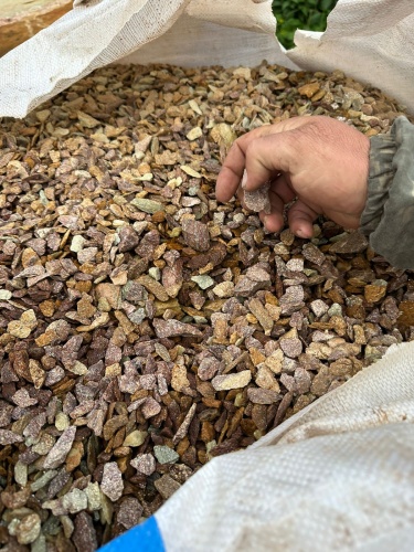 Златолит персиковый декоративная каменная крошка купить в Симферополе