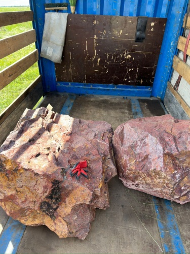 Ландшафтные глыбы красно-фиолетовые 200-1000 килограмм купить в Симферополе