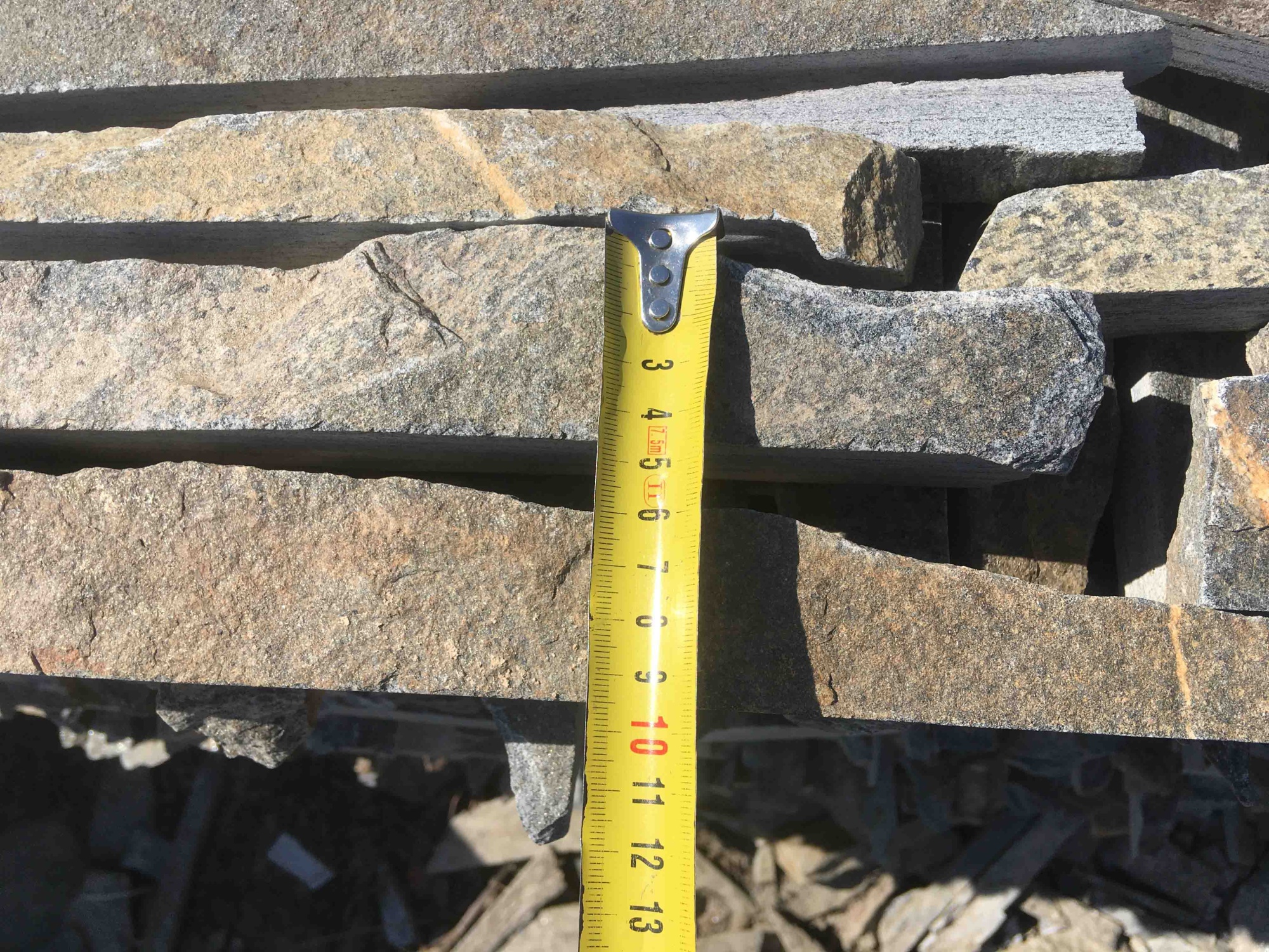 Горбушка златолит мультиколор для облицовки купить в Симферополе