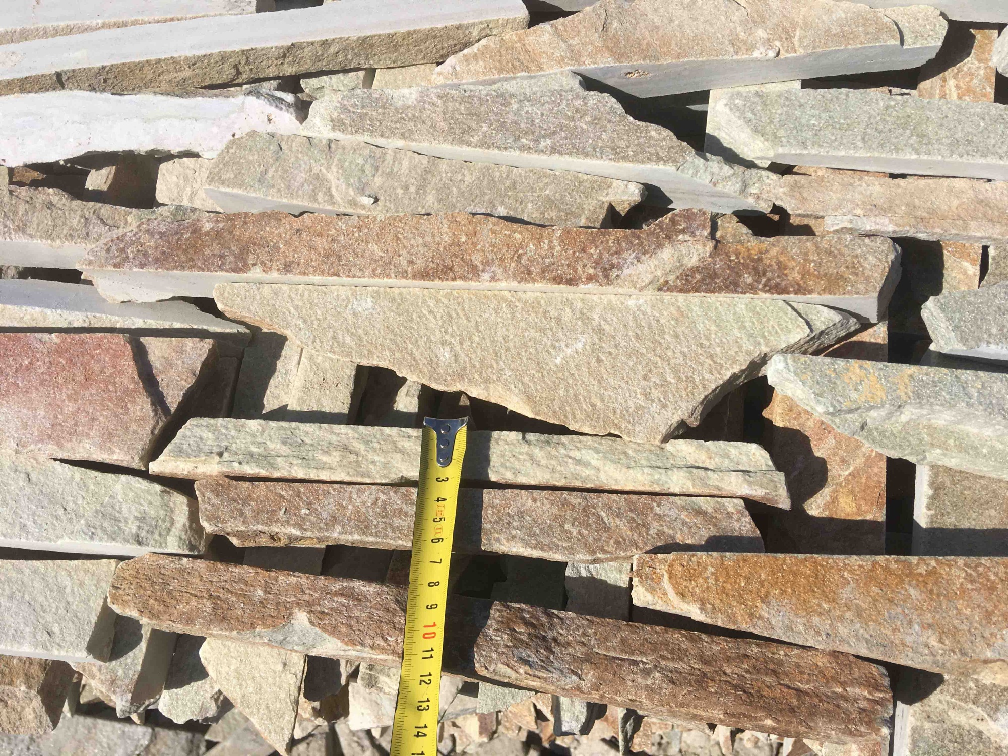 Горбушка златолит золотистый для облицовки купить в Симферополе