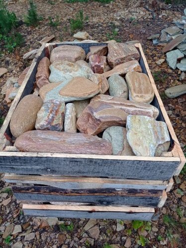 Златолит жёлтый, жёлто-зелёный глыбки и валуны для ланшафтного дизайна купить в Симферополе