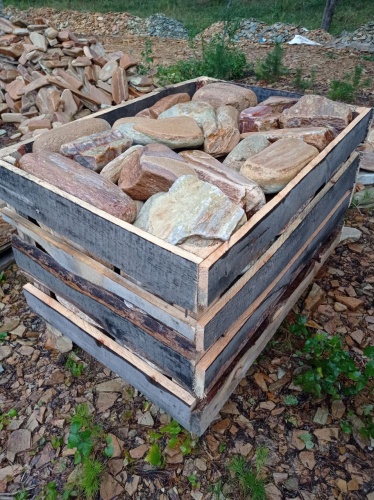 Златолит жёлтый, жёлто-зелёный глыбки и валуны для ланшафтного дизайна купить в Симферополе